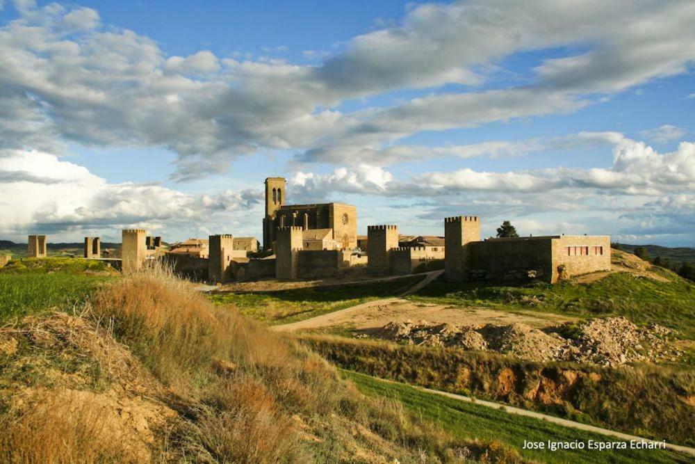 El Diezmo Artajona Luaran gambar